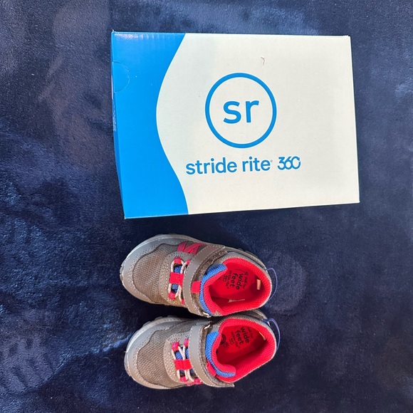 artin 3.0 sneaker Stride Rite size 6 sneakers - Picture 3 of 8